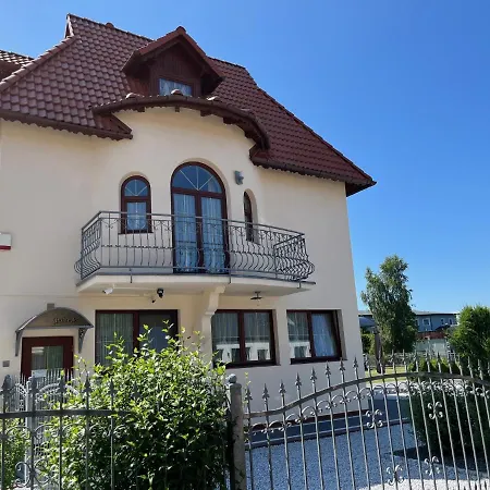 ベッド・アンド・ブレックファスト Palacyk ヴォリン