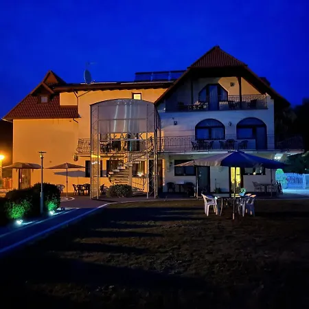 ベッド・アンド・ブレックファスト Palacyk *