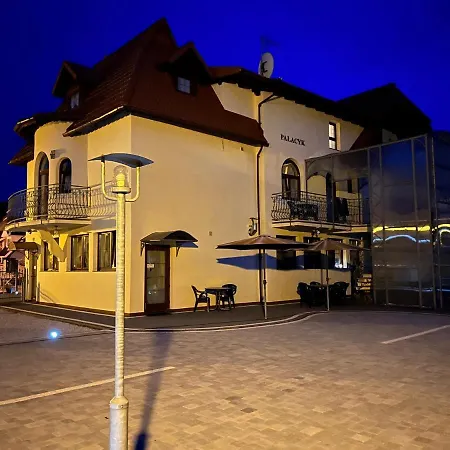 Nocleg ze śniadaniem Palacyk